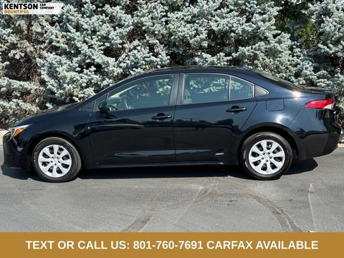 Used 2025 Toyota Corolla LE AWD/4WD image 4