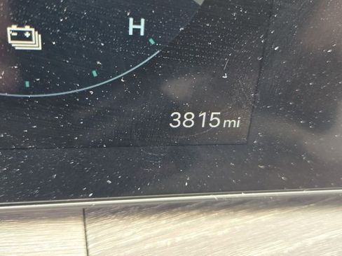 Used 2025 Hyundai Santa Fe Calligraphy image 24