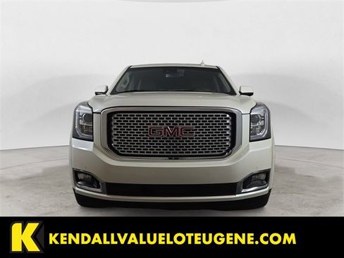 Used 2015 GMC Yukon XL Denali w/ Premium Package image 7