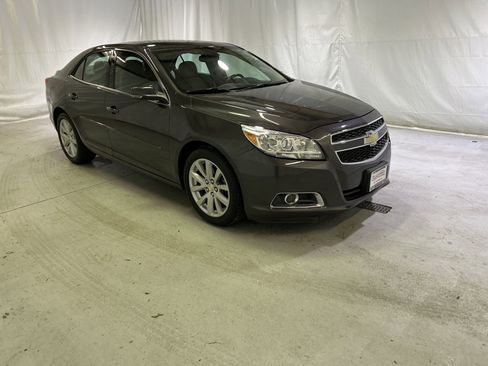 Used 2013 Chevrolet Malibu LT image 2