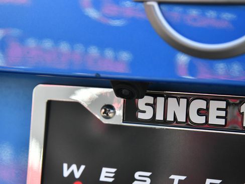 Used 2025 Nissan Sentra SV w/ SV Premium Package image 41