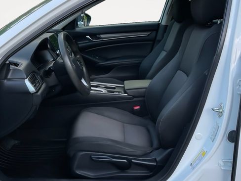 Used 2020 Honda Accord LX image 13
