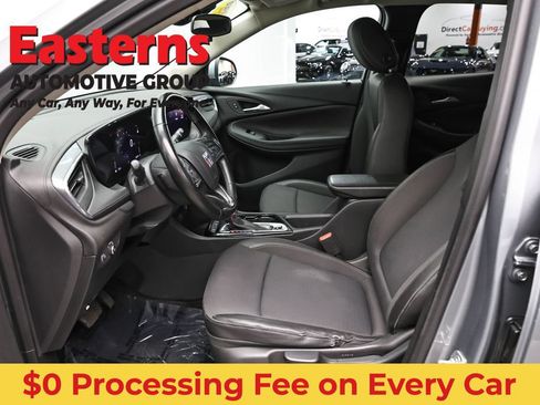 Used 2024 Buick Encore GX Preferred FWD image 35