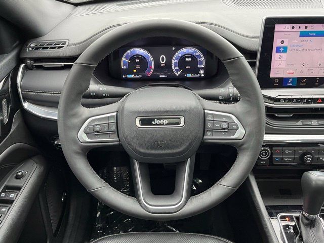 Used 2023 Jeep Compass High Altitude w/ Driver Assist Group I AWD/4WD image 12