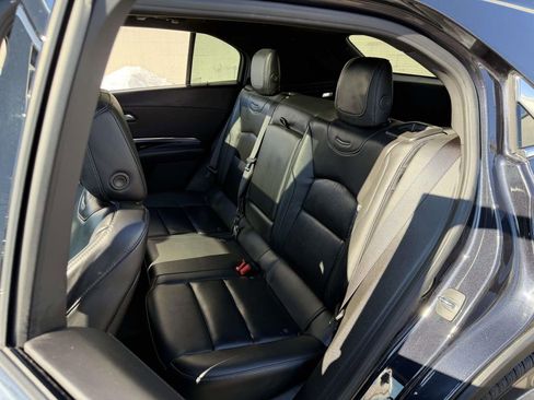 Used 2023 Cadillac XT4 Luxury w/ Cold Weather Package AWD/4WD image 20