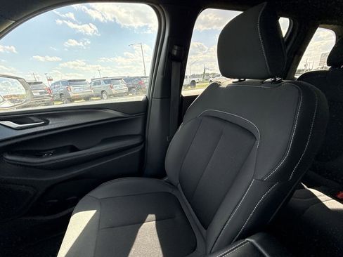 Used 2025 Jeep Grand Cherokee 4WD image 31