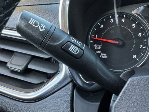 Used 2024 Chevrolet Equinox LT image 24