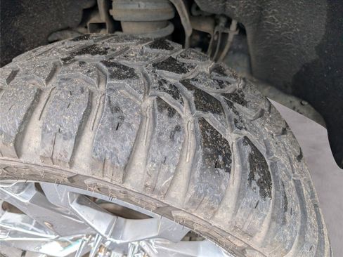 Used 2017 Chevrolet Silverado 1500 LT w/ All Star Edition image 10