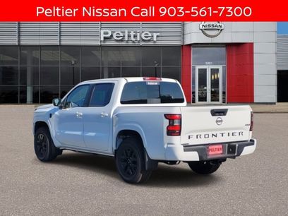 New 2026 Nissan Frontier SV w/ Tow Package