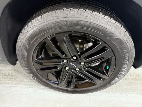 Used 2026 Chevrolet Trax ACTIV w/ Sunroof Package image 10