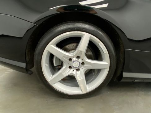Used 2014 Mercedes-Benz SL 550 image 26