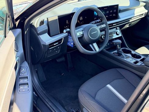 New 2026 Hyundai Sonata SE FWD image 9