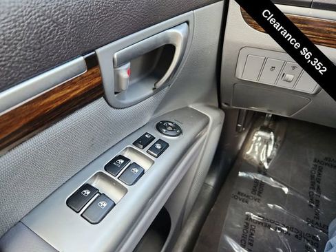 Used 2010 Hyundai Santa Fe GLS image 30