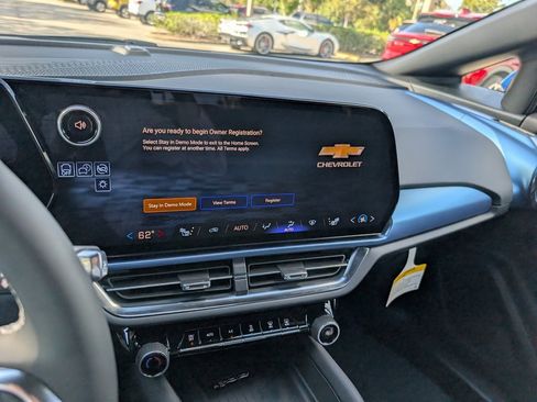 New 2026 Chevrolet Equinox EV LT image 19