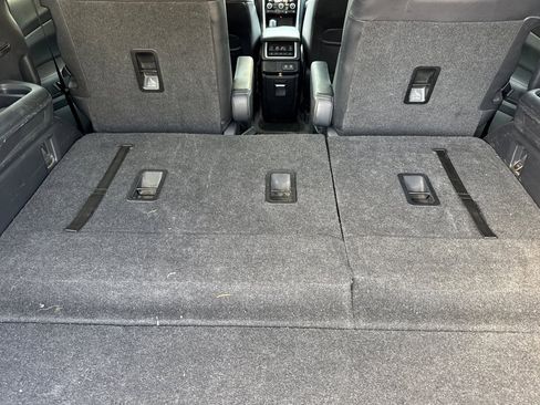 Used 2019 Subaru Ascent Limited image 15