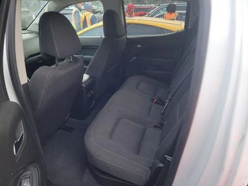 Used 2019 GMC Canyon SLE w/ Trailering Package image 7