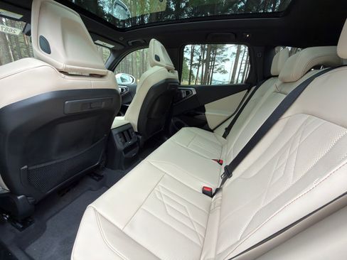 New 2026 BMW X3 xDrive30 w/ Premium Package image 14