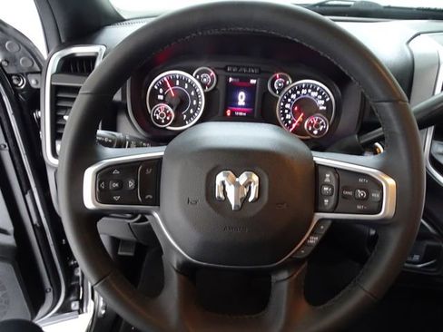 Certified 2025 RAM 2500 Big Horn AWD/4WD image 6