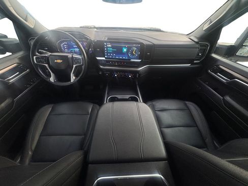 Used 2024 Chevrolet Silverado 3500 LT w/ Texas Edition image 11