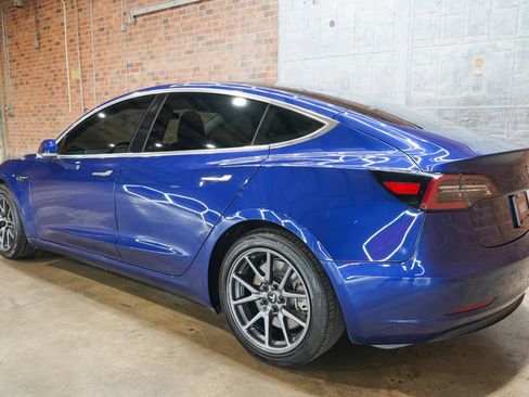 Used 2020 Tesla Model 3 Standard Range Plus RWD image 16