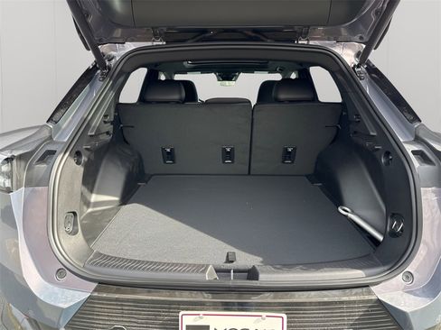 New 2026 Chevrolet Equinox EV LT image 16