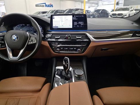 Used 2023 BMW 530e w/ Premium Package RWD image 35