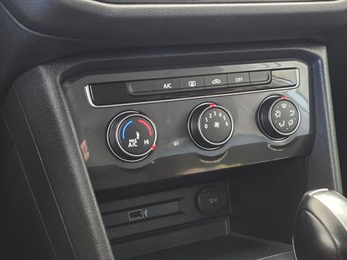 Used 2019 Volkswagen Tiguan S w/ Driver Assistance Package image 33