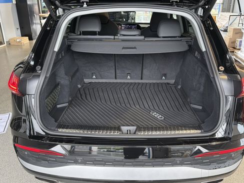 Used 2025 Audi Q5 Prestige AWD/4WD image 33