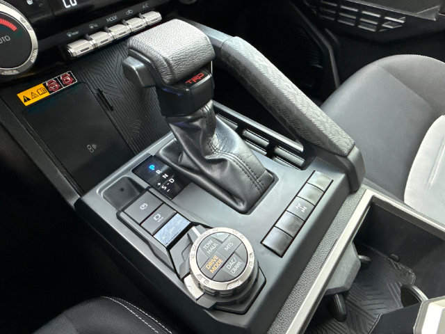 Used 2024 Toyota Tacoma TRD Off-Road w/ TRD Off Road Upgrade Package AWD/4WD image 26