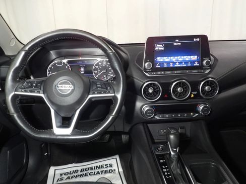 Used 2021 Nissan Sentra SV image 13