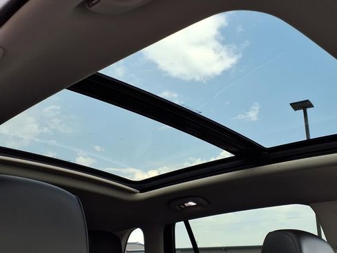 Used 2020 Buick Envision Premium w/ Driver Confidence Package image 6