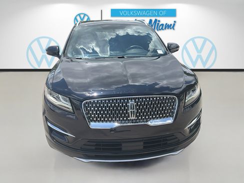 Used 2019 Lincoln MKC Premiere FWD image 2