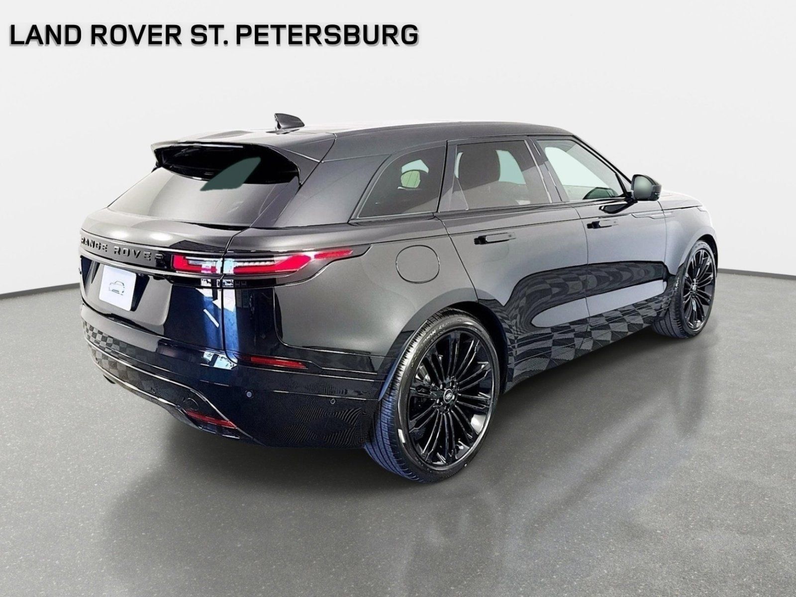 Used 2026 Land Rover Range Rover Velar Dynamic SE AWD/4WD image 5