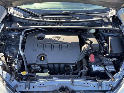 Used 2015 Toyota Corolla LE image 41