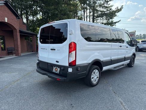 Used 2016 Ford Transit 350 XLT image 16