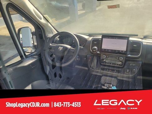New 2025 RAM ProMaster 2500 w/ Quick Order Package 22G SLT image 15