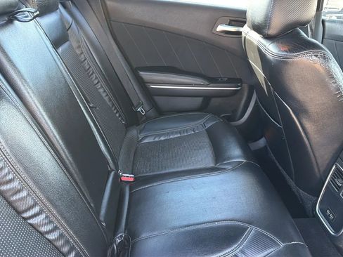 Used 2020 Dodge Charger SXT image 33