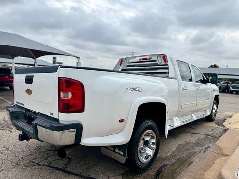 Used 2010 Chevrolet Silverado 3500 LTZ w/ LTZ Plus Package AWD/4WD image 4