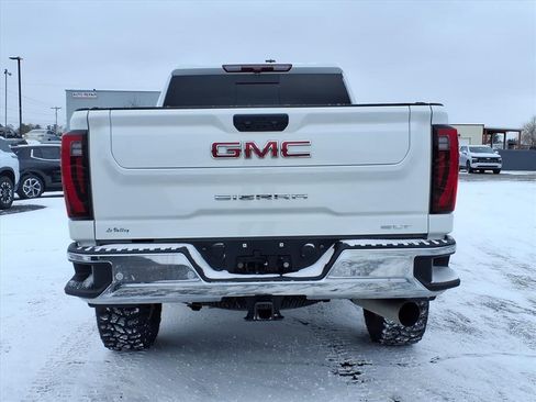 Used 2024 GMC Sierra 2500 SLT w/ SLT Premium Package image 21