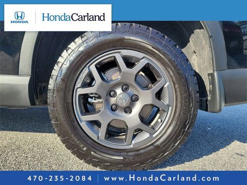 Used 2025 Honda Pilot TrailSport image 7