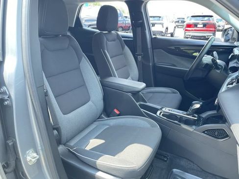 Certified 2025 Chevrolet TrailBlazer LT w/ Convenience Package FWD image 26