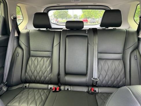 New 2026 Nissan Rogue Platinum AWD/4WD image 18