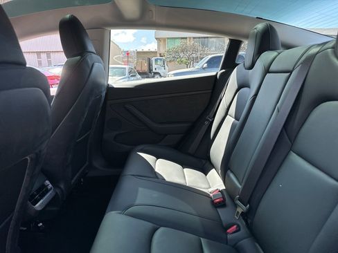 Used 2023 Tesla Model 3 Standard Range image 14