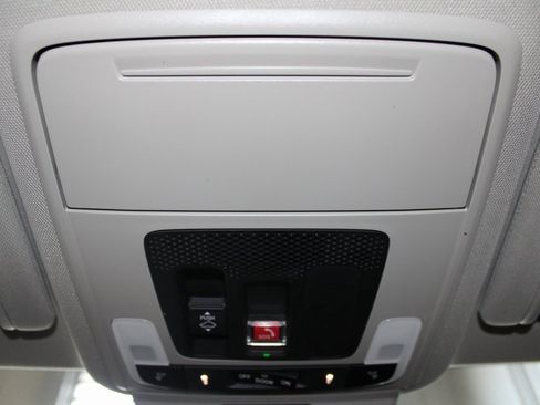 Certified 2024 Honda Accord EX image 31