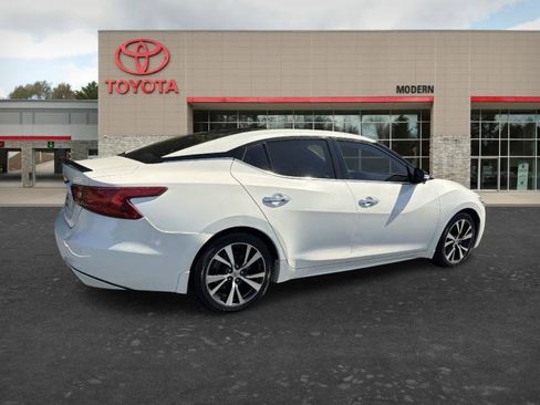 Used 2016 Nissan Maxima Platinum FWD image 8