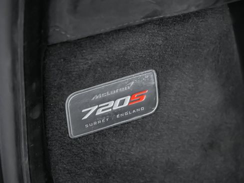 Used 2019 McLaren 720S image 26