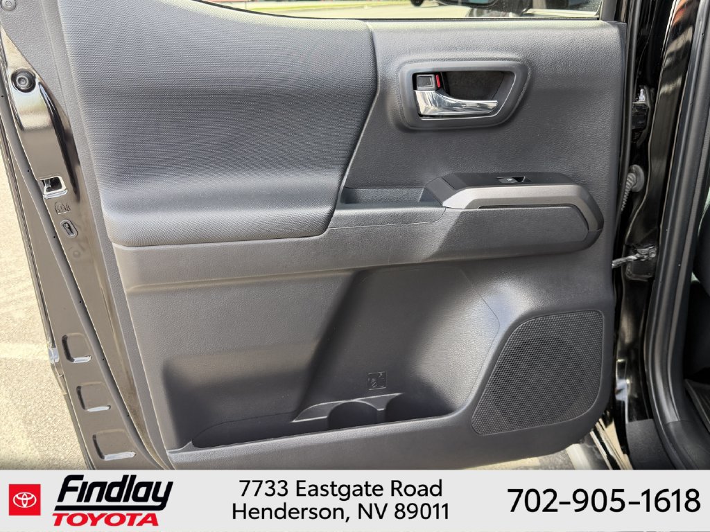 Certified 2023 Toyota Tacoma TRD Off-Road AWD/4WD image 18
