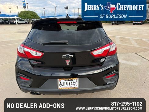 Used 2018 Chevrolet Cruze LT w/ Convenience Package FWD image 8
