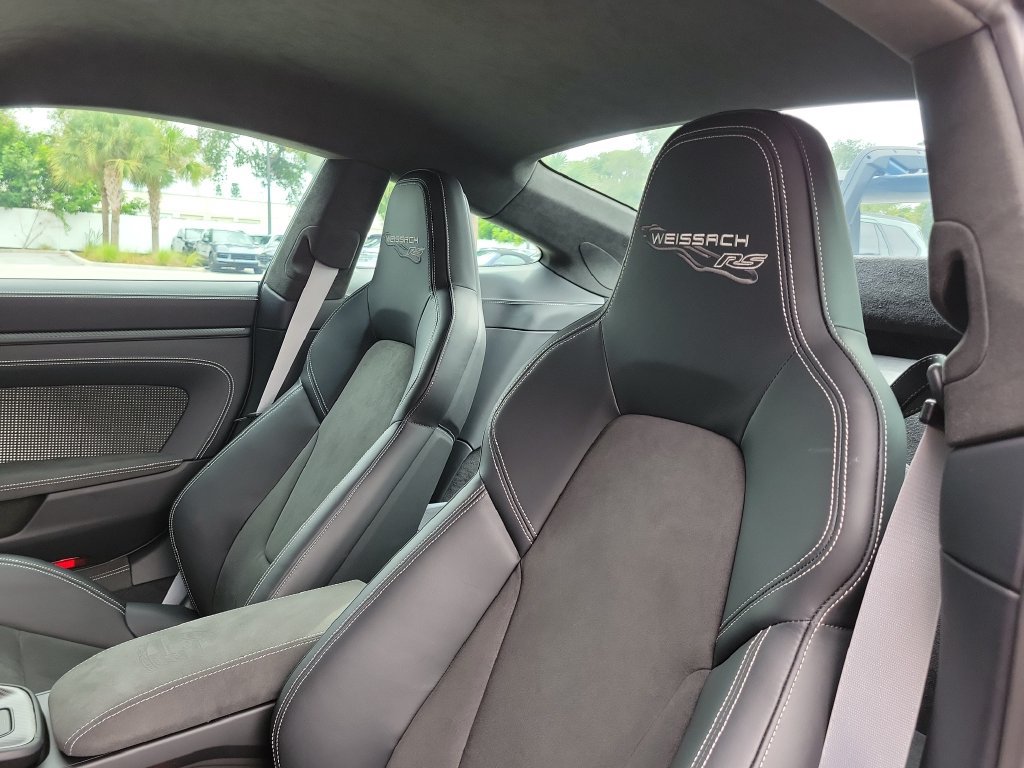 Certified 2025 Porsche 911 GT3 RS RWD image 5