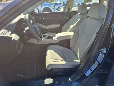 Used 2023 Honda Accord EX image 9